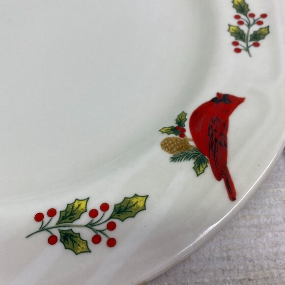 70s Gibson WINTER BIRDS Red Cardinal Holly Oven Safe Ceramic Dinner Plates Set 4 - Picture 13 of 16